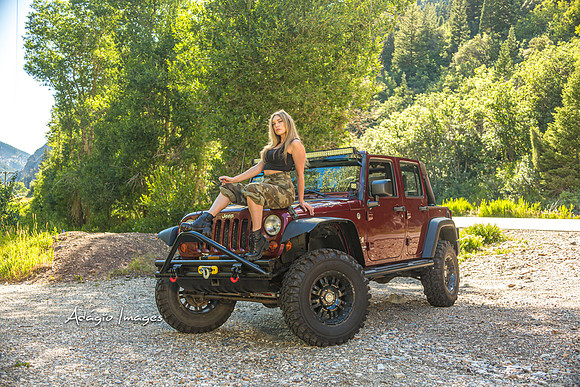 230804_Elena Jeep_032