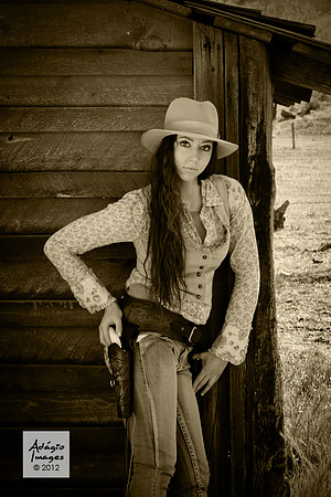 Adrienne - Gunslinger