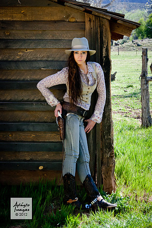 Adrienne - Gunslinger