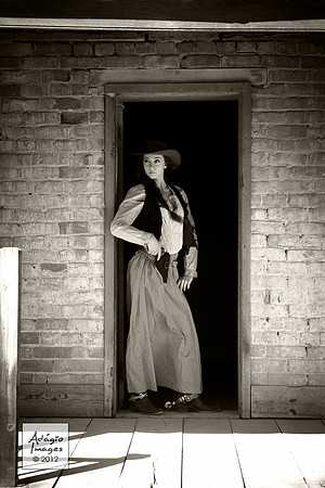 Adrienne - Gunslinger
