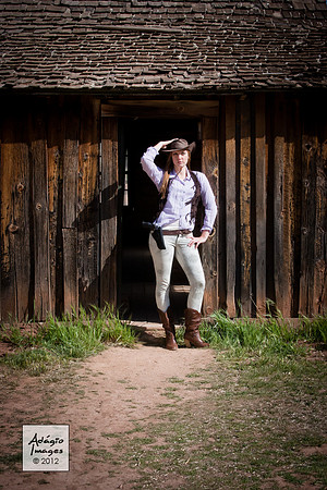 ShaeLee - Gunslinger