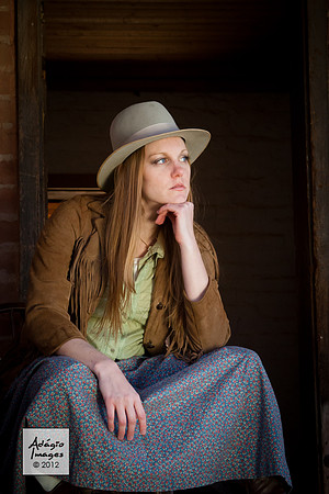 ShaeLee - Gunslinger