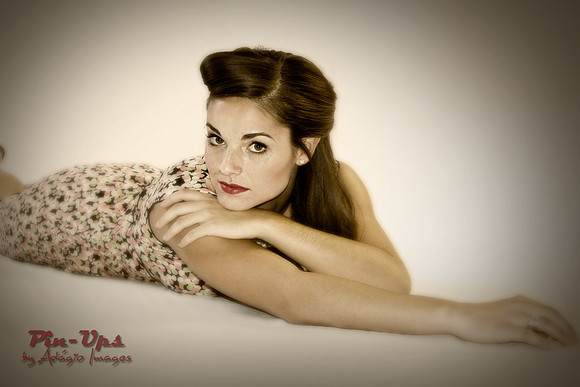 Jael - Pin-Ups