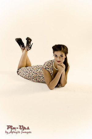 Jael - Pin-Ups