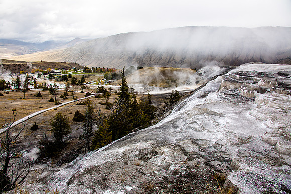 Yellowstone - Geyser