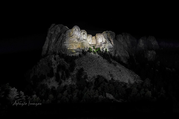 Mt Rushmore at Night