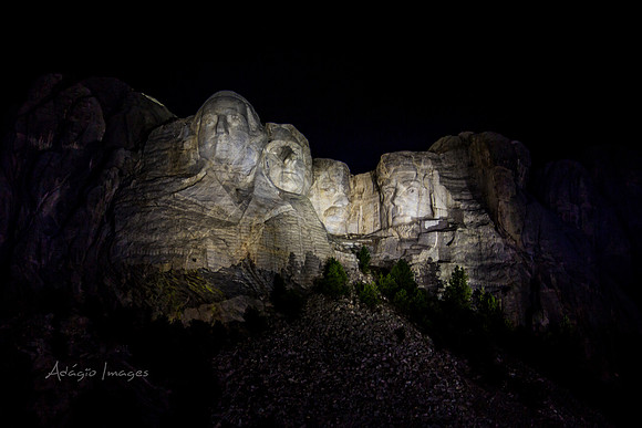 Mt Rushmore at Night
