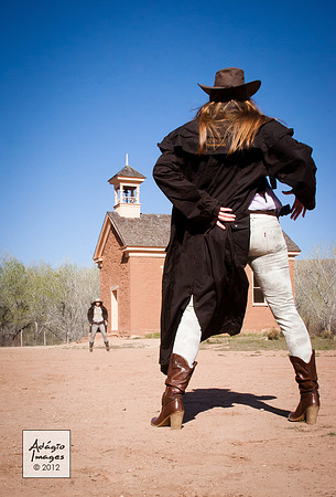 Gunslingers Adrienne and ShaeLee